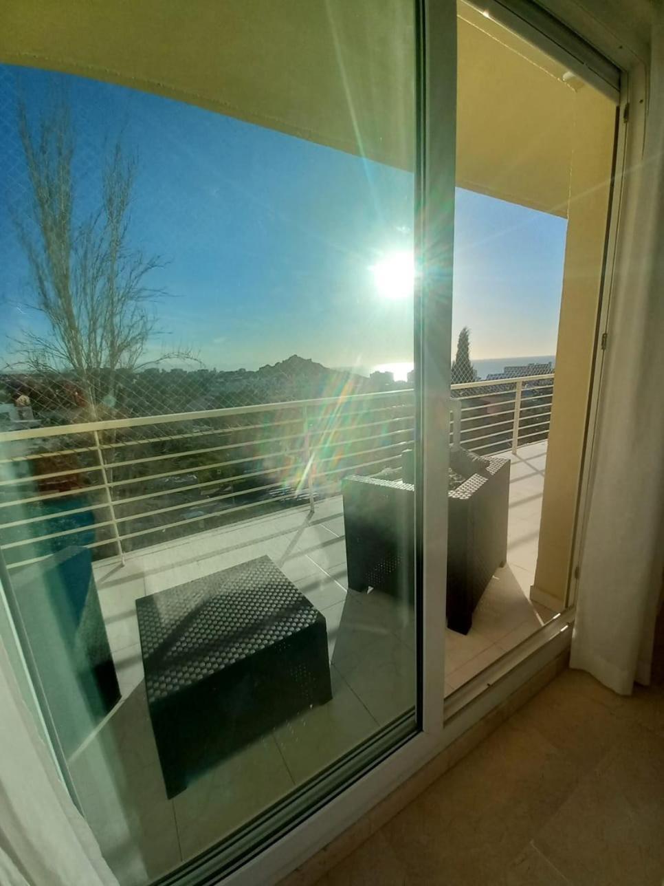 Amplio, Luminoso Y Moderno Apartamento Con Amplia Terraza Y Hermosas Vistas En Exclusiva Urbanizacion Benalmádena Esterno foto