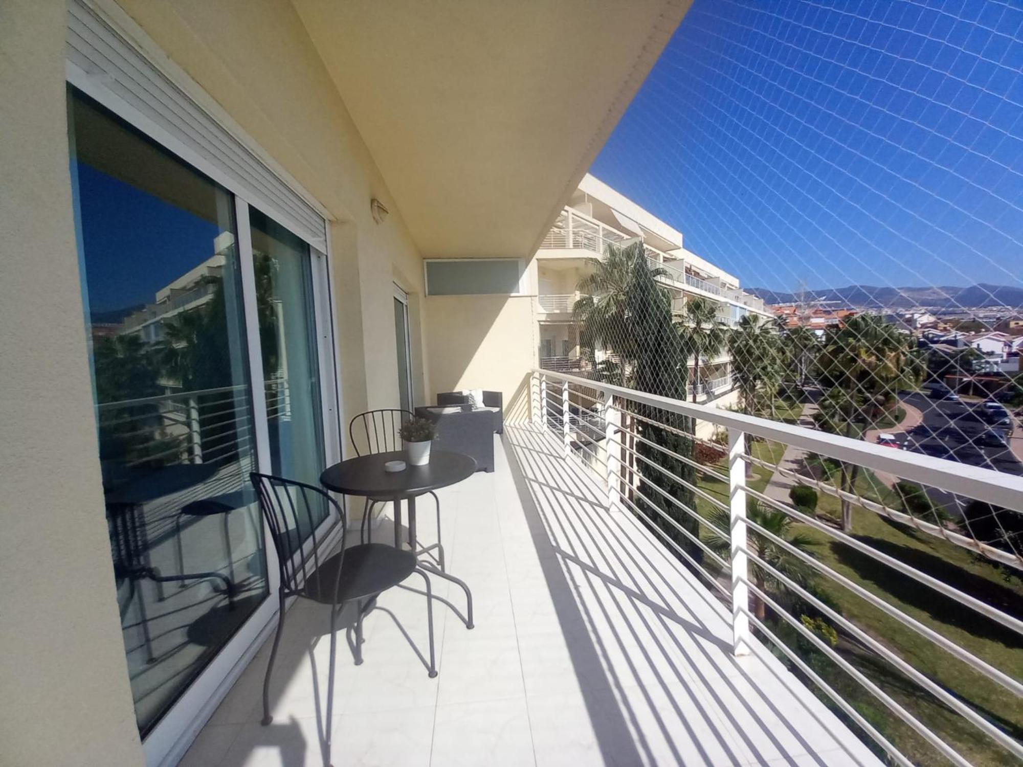Amplio, Luminoso Y Moderno Apartamento Con Amplia Terraza Y Hermosas Vistas En Exclusiva Urbanizacion Benalmádena Esterno foto